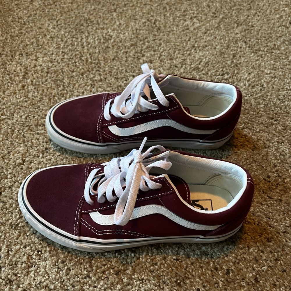 Vans - Picture 3 of 10